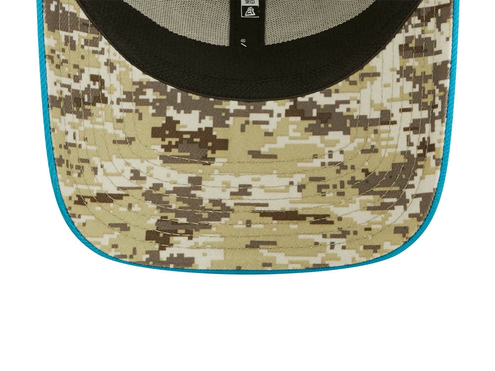 New Era Carolina Panthers Salute to Service 2022 39Thirty Stretch Cap