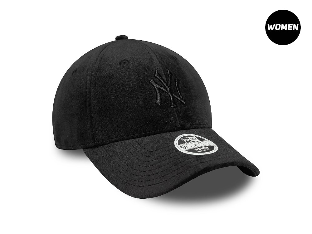 New Era New York Yankees Black Velour Womens 9Forty Strapback Cap