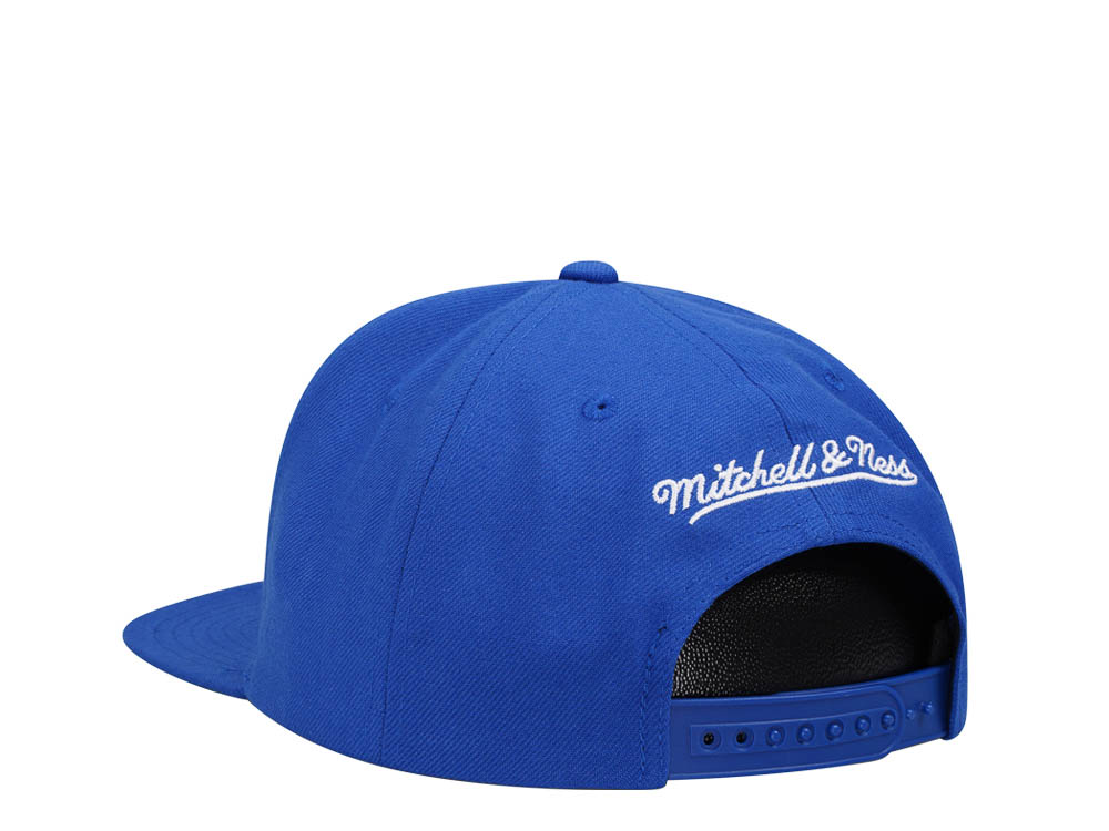 Mitchell & Ness New York Knicks Conference Patch Blue Snapback Cap