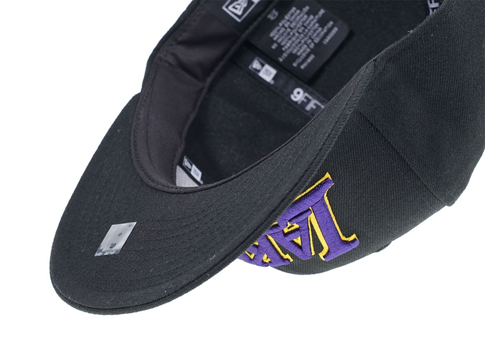 New Era Los Angeles Lakers Black Team Edition 9Fifty Snapback Cap