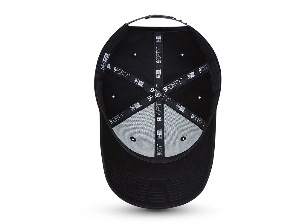 New Era Atlanta Braves Black on Black Edition 9Forty Snapback Cap