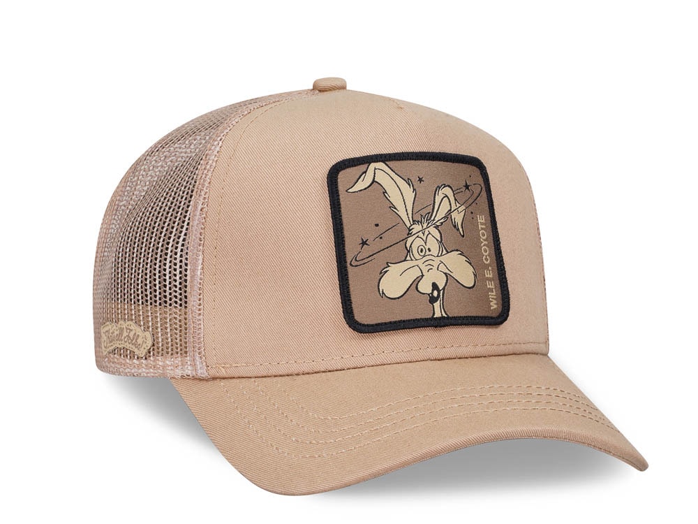 Capslab Looney Tunes Wile E. Coyote Trucker Snapback Cap