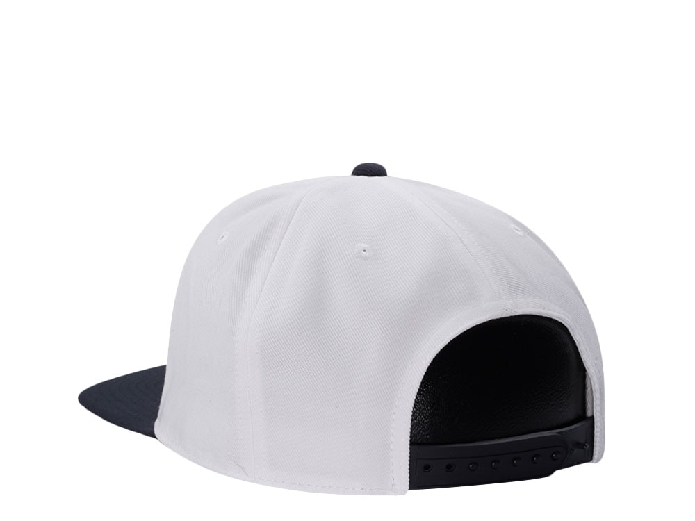 Nike Chicago White Sox 1976-85 Cooperstwon Dri-Fit White Edition Snapback Cap