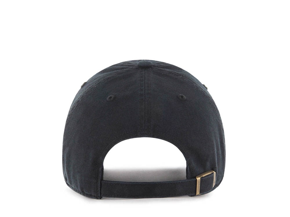 47Brand Santa Claus Holiday Black Base Runner Clean Up Strapback Cap