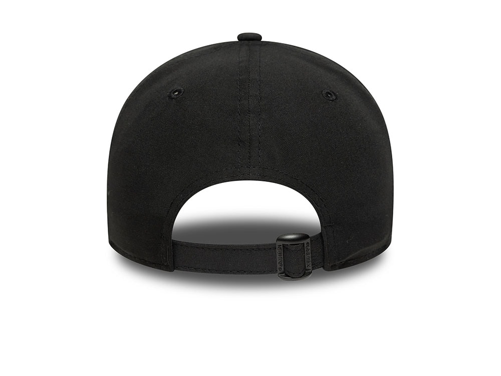 New Era New York Yankees Black Tonal Flawless 9Forty Strapback Cap