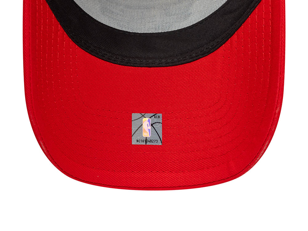 New Era Chicago Bulls 6 Time NBA Champions Edition 9Forty A Frame Trucker Snapback Cap