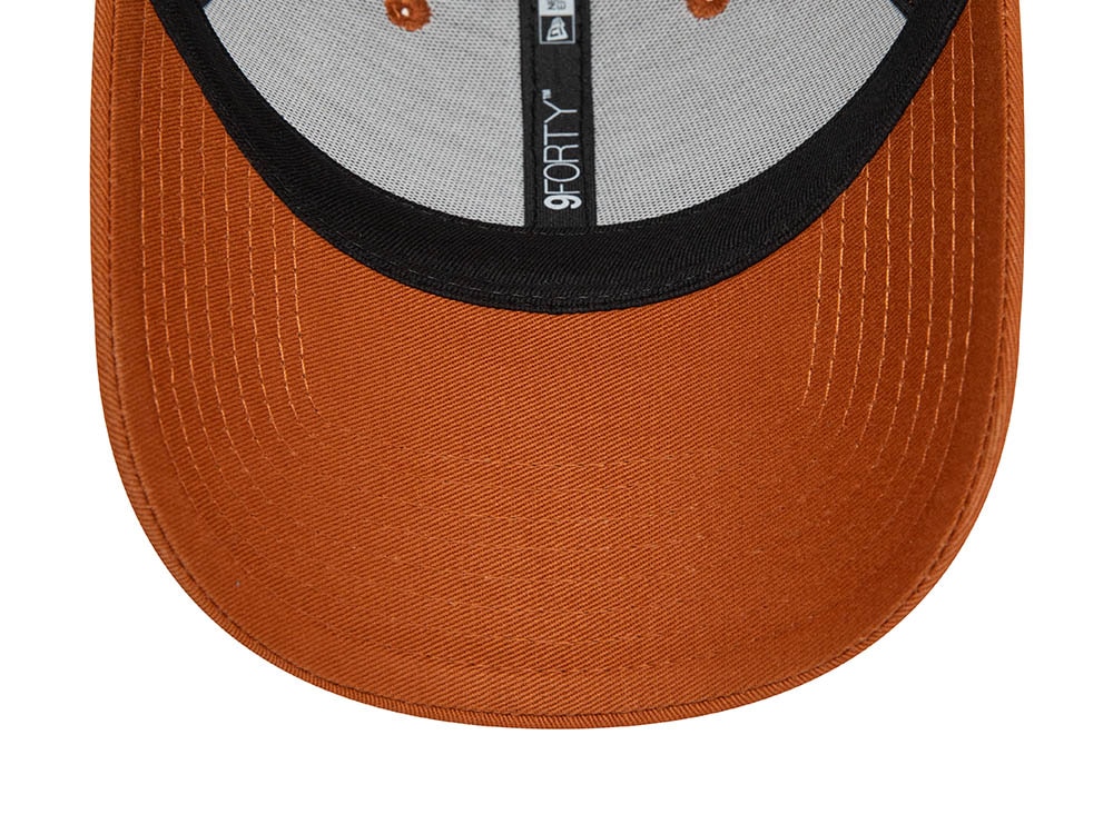 New Era Essential Brown Basic 9Forty Strapback Cap