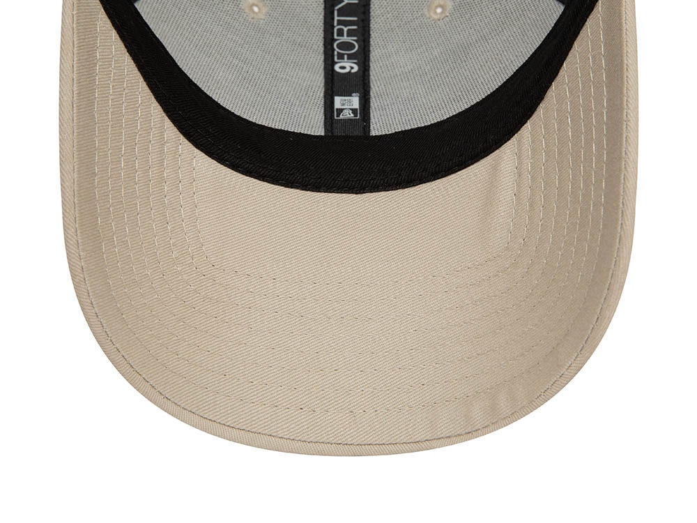 New Era New York Yankees League Essential Stone Brown 9Forty Strapback Cap