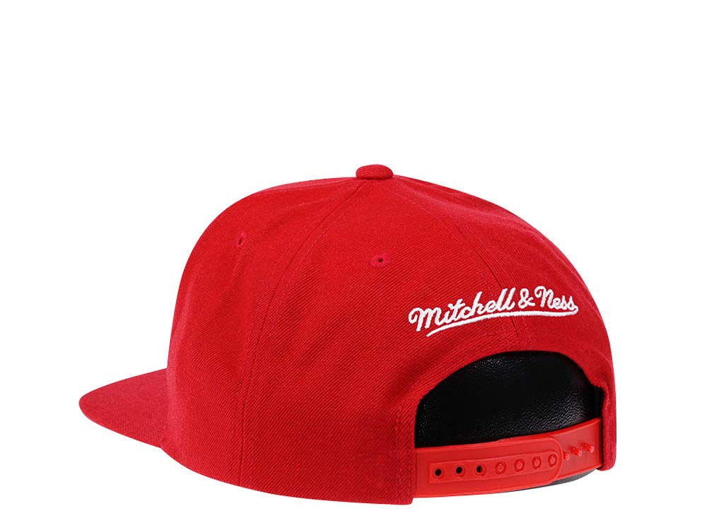 Mitchell & Ness Chicago Bulls HWC Zig Zag Satin Undervisor Snapback Cap