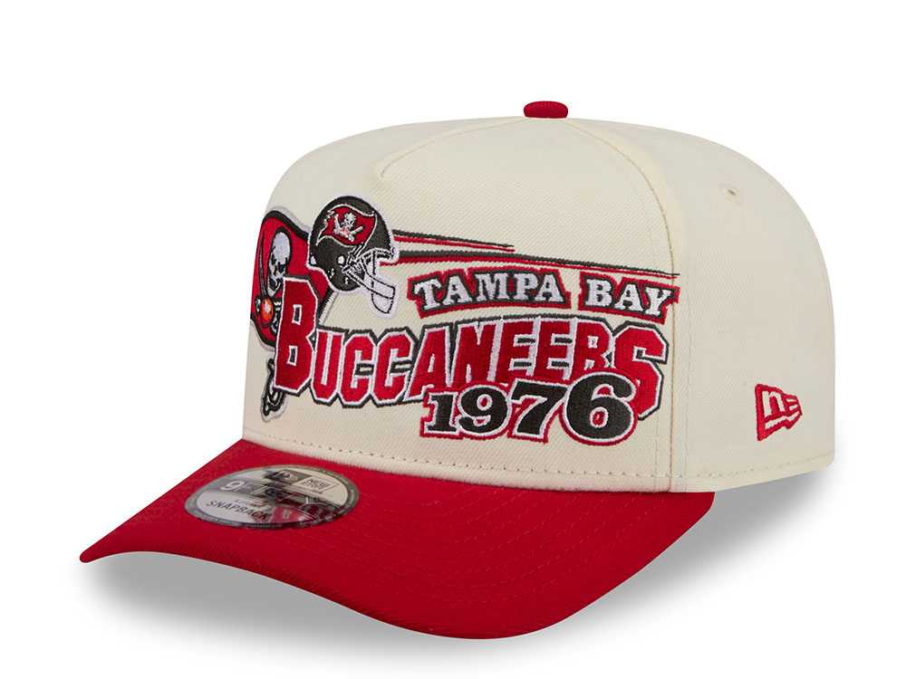 New Era Tampa Bay Buccaneers 1975 Classic Chrome Edition 9Fifty A Frame Snapback Cap