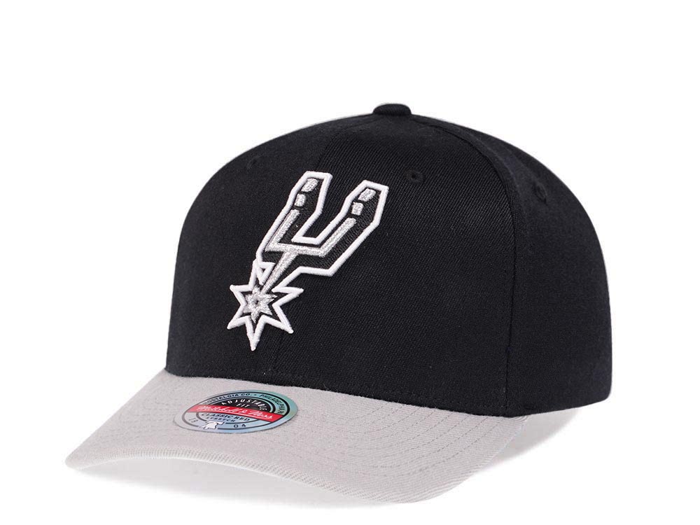 Mitchell & Ness San Antonio Spurs Team Two Tone Red Line Solid Flex Snapback Cap