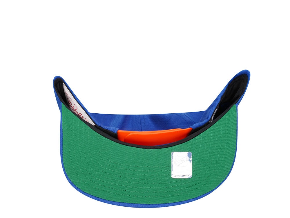 Mitchell & Ness New York Islanders Retro Lock Up Snapback Cap