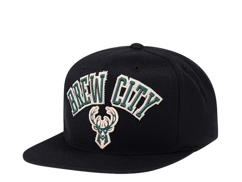 Mitchell & Ness Milwaukee Bucks Black Zig Zag Satin Undervisor Snapback Cap