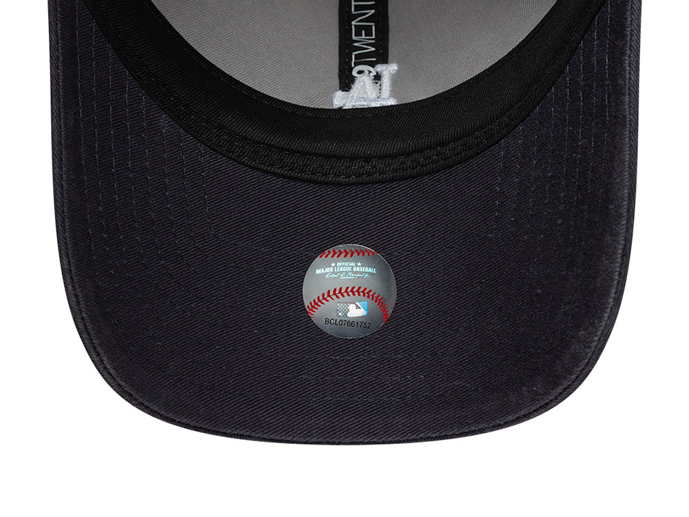 New Era Los Angeles Dodgers Washed Mini Logo Two Tone 9Twenty Strapback Cap
