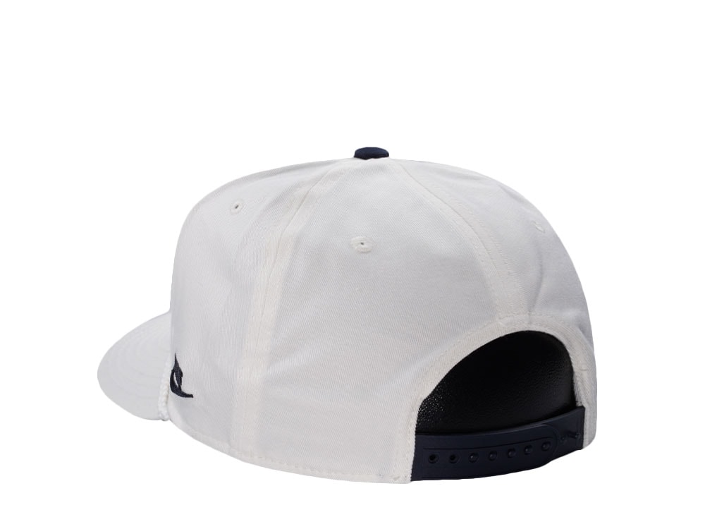 Nike New York Yankees 1927 Cooperstown White Edition Snapback Cap
