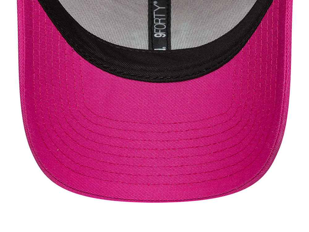 New Era Chelsea Fc Lion Crest Pink 9Forty Snapback Cap
