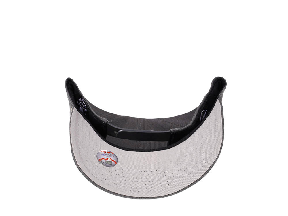 47Brand New York Yankees Classic Charcoal Gray Snapback Cap