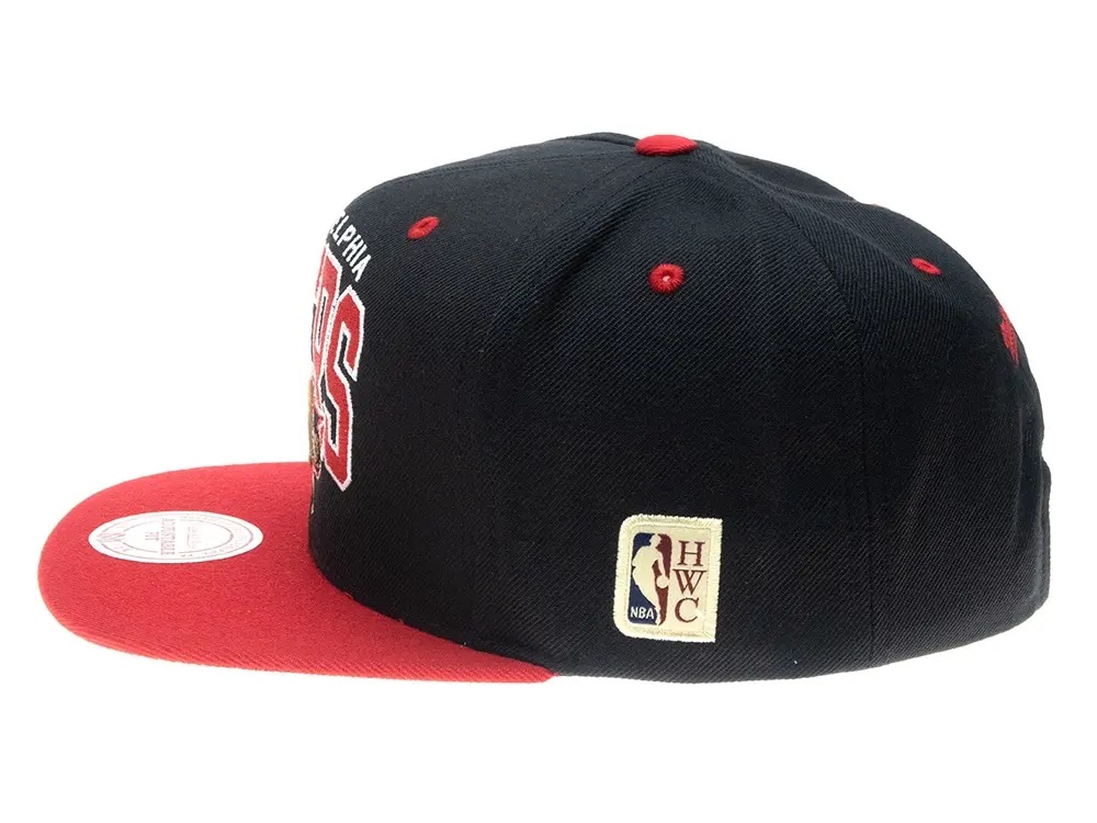 Mitchell & Ness Philadelphia 76ers HWC Team Arch Snapback Cap