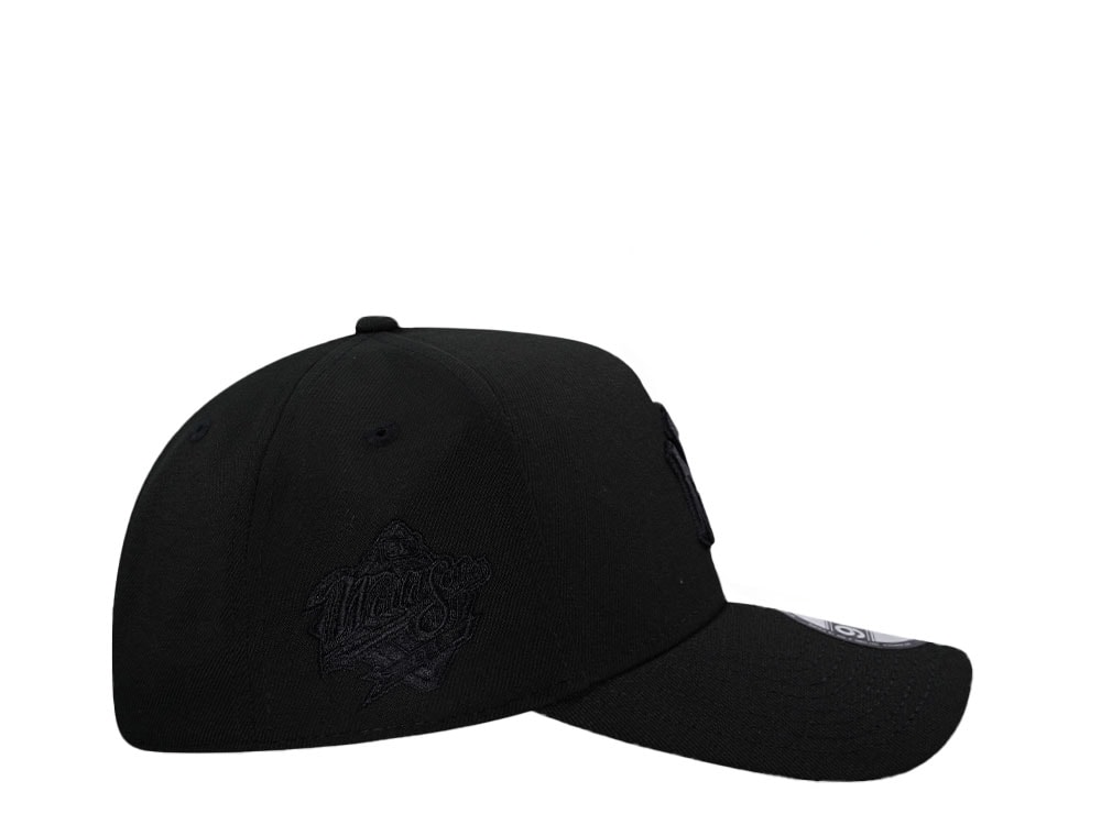 New Era New York Yankees World Series 1989 All Black Edition 9Forty A Frame Snapback Cap