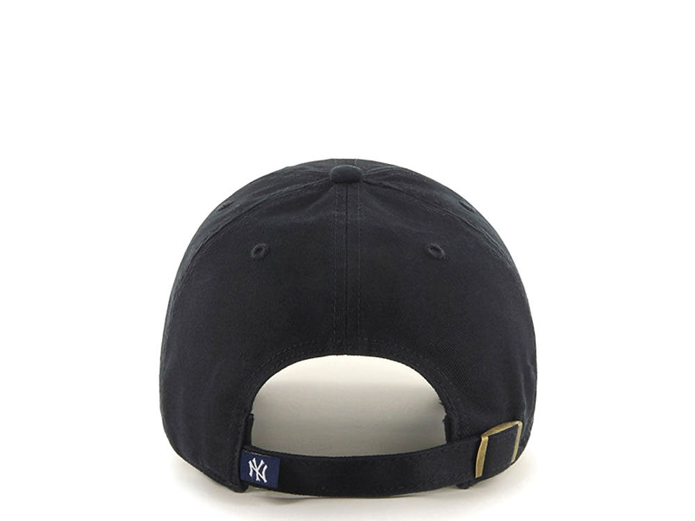 47Brand New York Yankees Clean Up Black Strapback Cap