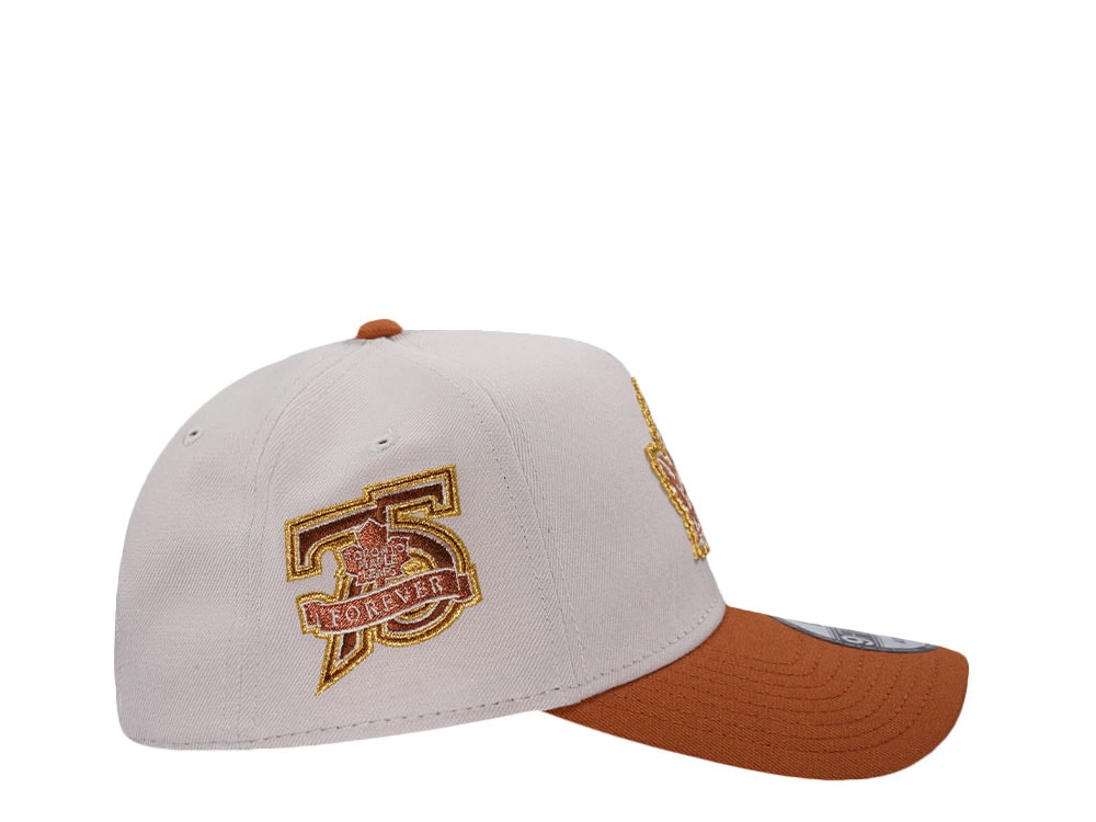 New Era Toronto Maple Leafs 75th Anniversary Chrome Two Tone Edition 9Forty A Frame Snapback Cap