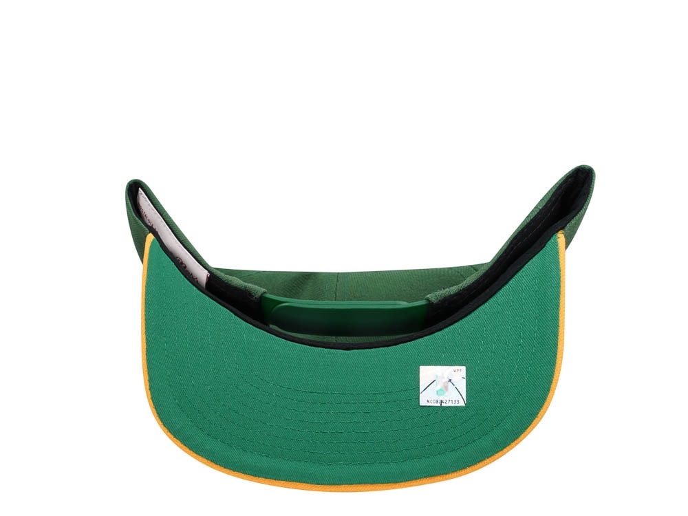Mitchell & Ness Seattle Supersonics Breakthrough Two Tone Snapback Cap