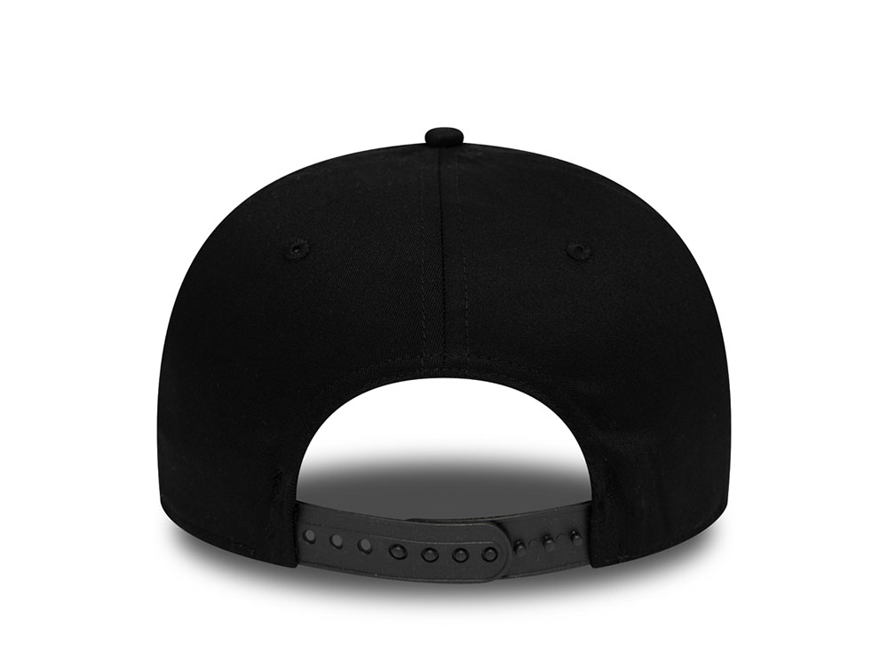 New Era New York Yankees Black on Black 9Fifty Stretch Snapback Cap