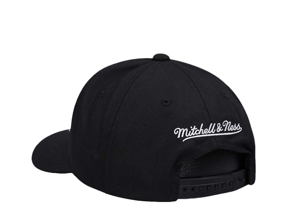 Mitchell & Ness Pittsburgh Penguins Team Ground 2.0 Pro Black Snapback Cap