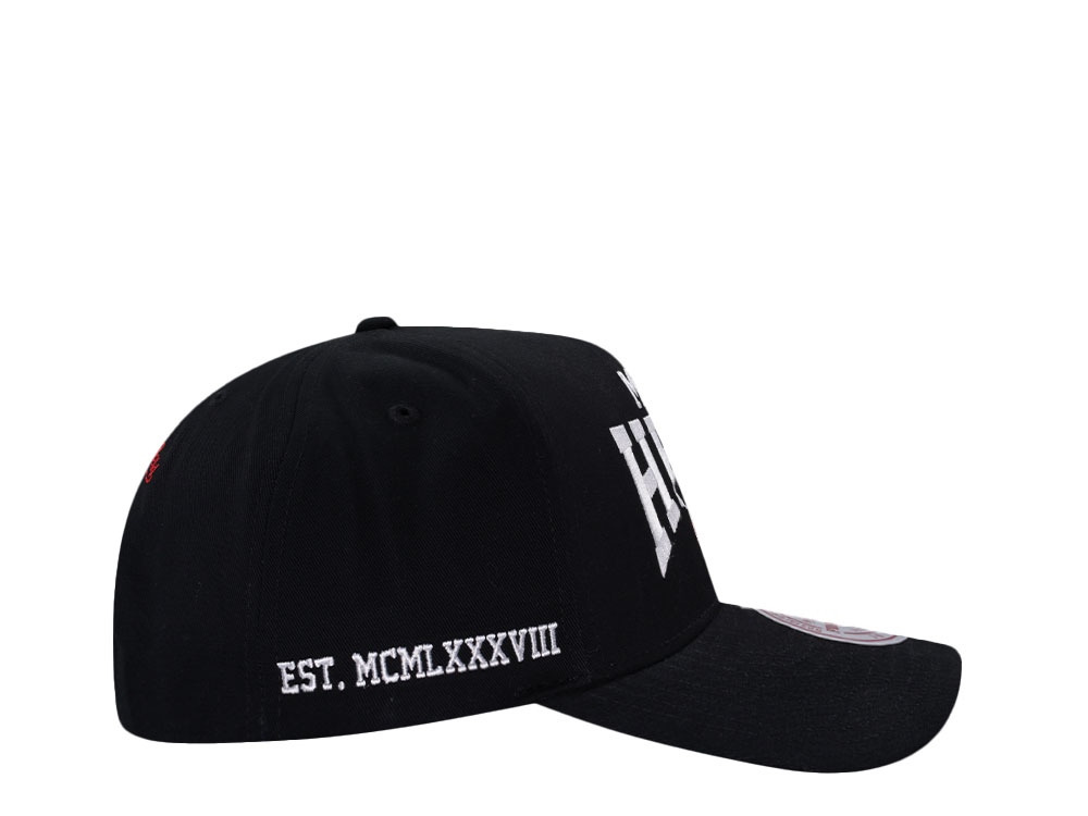 Mitchell & Ness Miami Heat Black Pro Pinch Fit Snapback Cap