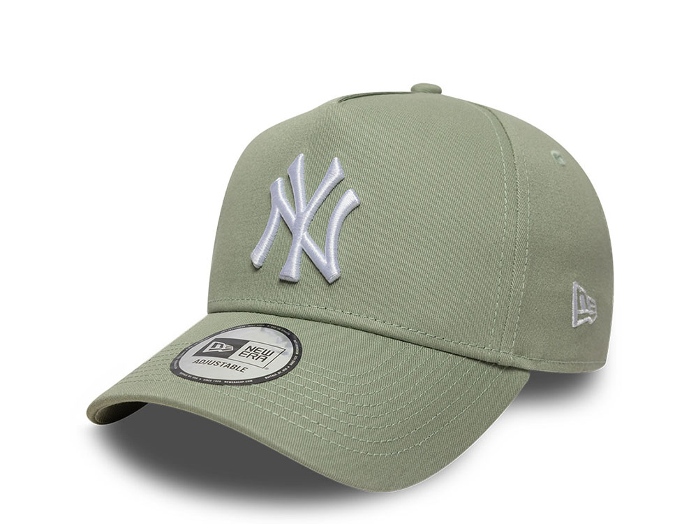New Era New York Yankees Essential Evergreen 9Forty E Frame Snapback Cap