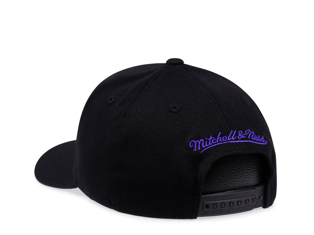 Mitchell & Ness Toronto Raptors Duotone Red Line Flex Snapback Cap