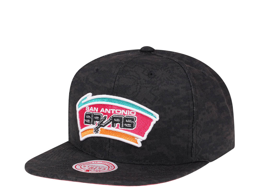 Mitchell & Ness San Antonio Spurs NBA Team Digi Camo Hardwood Classic Snapback Cap