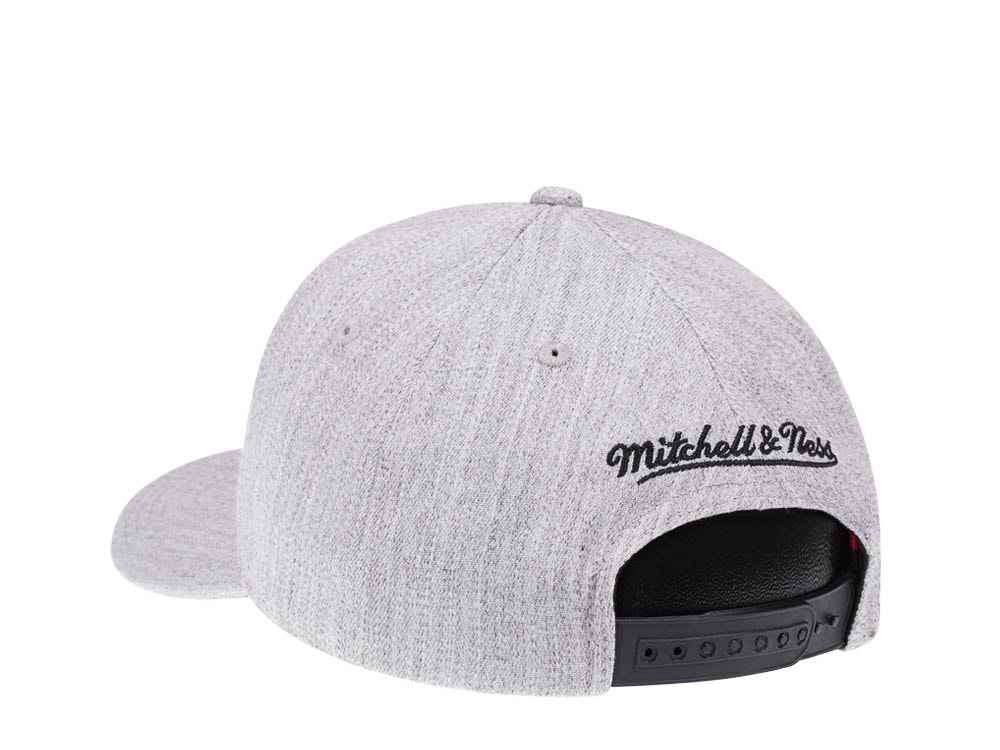 Mitchell & Ness Brooklyn Nets Heather Gray Red Line Flex Snapback Cap