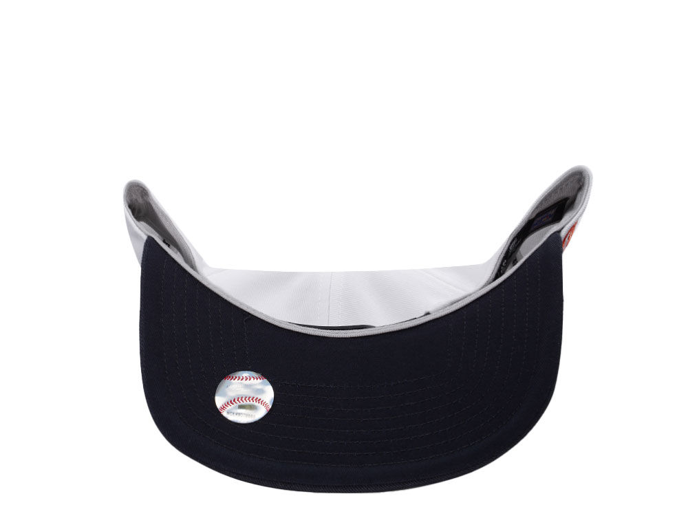 Nike Chicago White Sox 1976-85 Cooperstwon Dri-Fit White Edition Snapback Cap