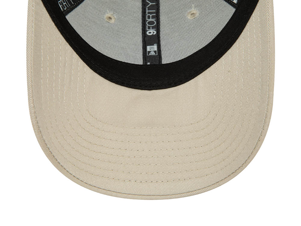 New Era New York Yankees League Essential Kids Stone 9Forty Strapback Cap