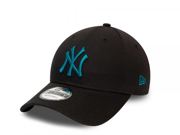 New Era New York Yankees Black Teal 9Forty Strapback Cap