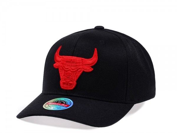 Mitchell & Ness Chicago Bulls Duotone Red Line Flex Snapback Cap